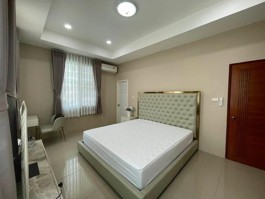 U1469 ให้เช่าบ้านเดี่ยว 2 ชั้น บ้านสวนเนรมิตร วัชรพล เพิ่มสิน ที่ดิน 1 ไร่ พร้อมสระว่ายน้ำในตัวบ้าน บ้านพร้อมเฟอร์ 10