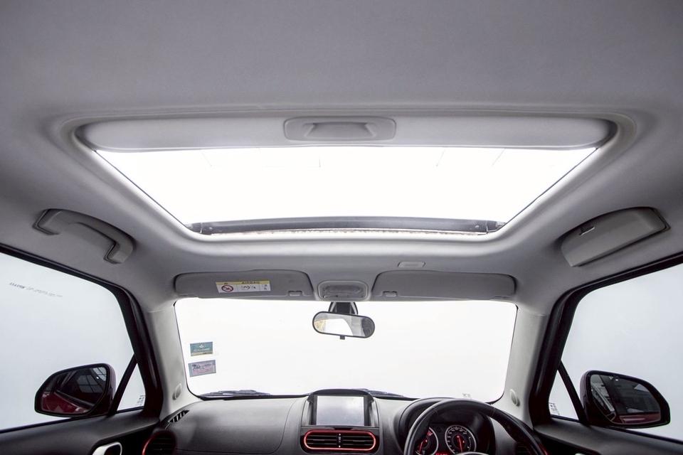 รหัสรถ 1D813 MG3 X Sunroof 2015 15