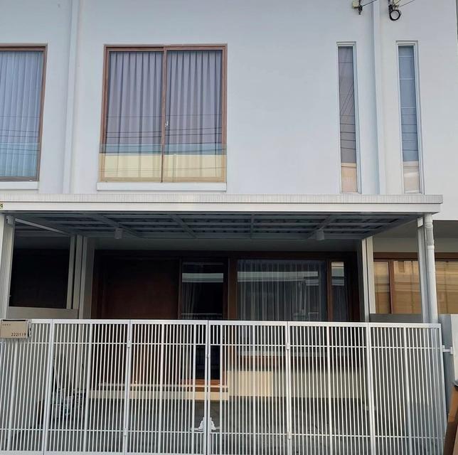 ให้เช่าทาวน์โฮม 2 ชั้น สไตล์มินิมอล อารียา โครงการ โนระ บางนา – บ้านสวยพร้อมเข้าอยู่ 1
