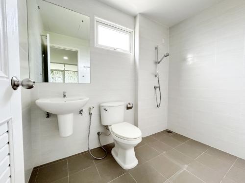 โฮมออฟฟิศ 3.5 ชั้น เมทโทร บิซทาวน์ แจ้งวัฒนะ 2 ติดถนนหอการค้าไทย อาคารพักอาศัยและทำธุรกิจ ร้านค้า 12