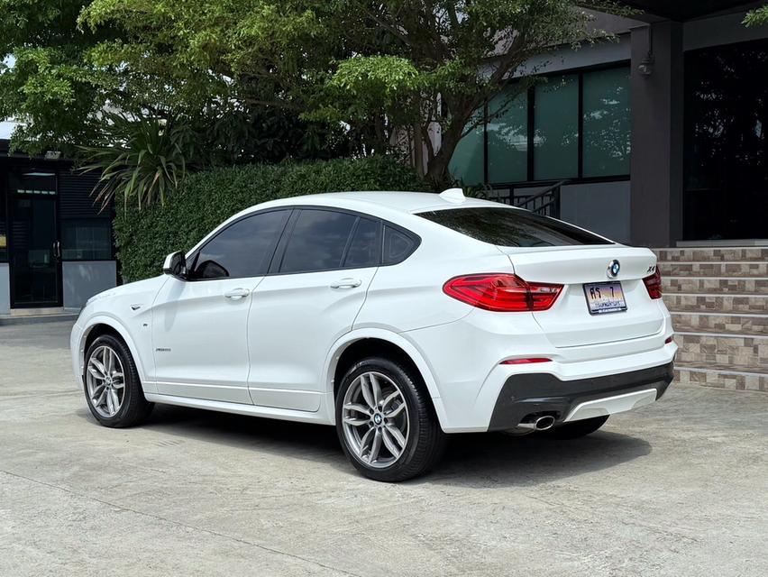 2019 BMW X4 MSPORT รถมือเดียวออกศูนย์ปี 2019 แท้ รถวิ่งน้อยเพียง 90,000 กม เข้าศูนย์ทุกระยะ ไม่เคยมีอุบัติเหตุครับ 6