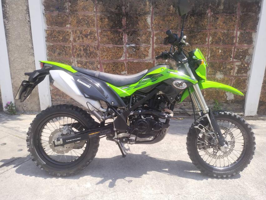 มอเตอร์ไซค์ Kawasaki D-tracker 150 รูปที่ 3