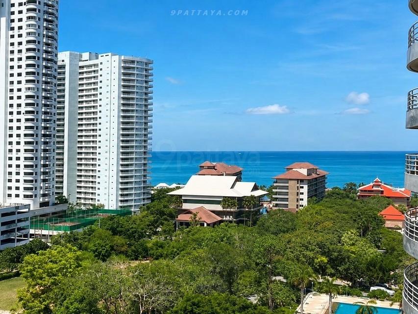For Sale — Spacious Sea View Condo at View Talay 5D, JomtienSpacious sea view condo for sale at View Talay 5D, Jomtien. Large 96 sq.m. unit on the 11 2