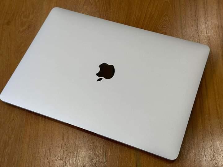 ขาย MacBook Air 2019 3