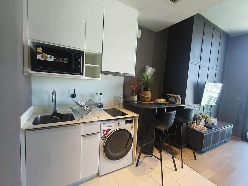 คอนโดมิเนียม แอชตันสีลม ใจกลางกรุงเทพ ติดรถไฟฟ้าศาลาแดงและช่องนนทรี ขึ้นทางด่วนสะดวก ออกต่างจังหวัดง่าย 14