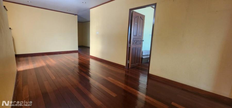 68121168 : ขายบ้านเดี่ยว 2 ชั้น + พื้นที่ดาดฟ้า เป็น Home Office ขนาด 8 ห้องนอน ขนาด 92.5 ตร.ว. สุขาภิบาล 5 ซอย.37 บางเขน กรุงเทพฯ พื้นที่ใช้ส 12