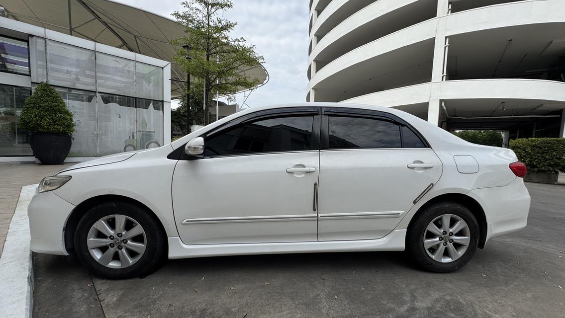 ปี 2012 ขาย TOYOTA Corolla Altis 1.6 E สีขาว รถบ้านสภาพดี เจ้าของขายเอง 2