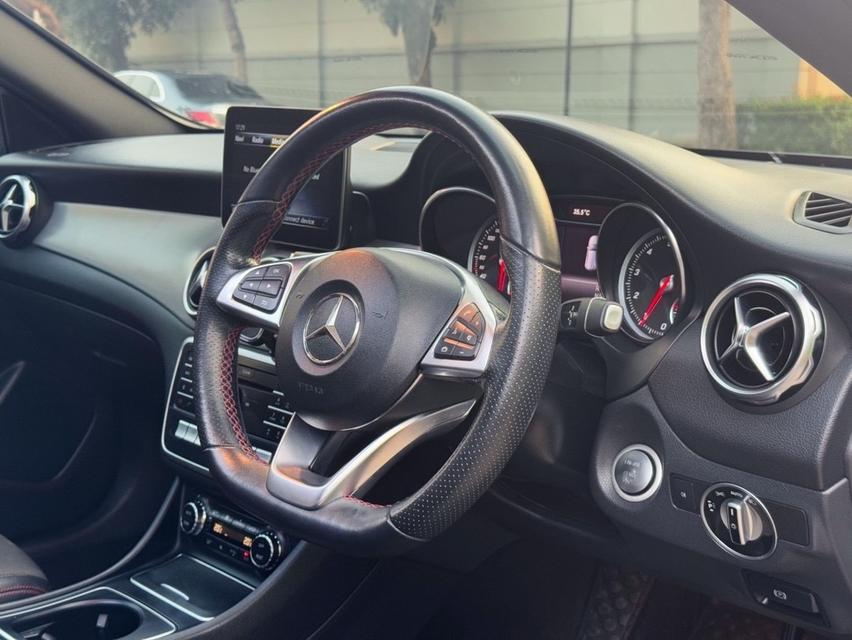 รหัสรถ AVA7525 ⭐️  BENZ GLA250 AMG Dynamic ปี 2019 9