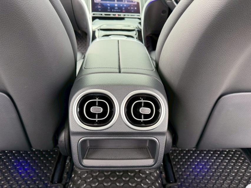 Mercedes Benz C220d AMG Dynamic W206 2022 14