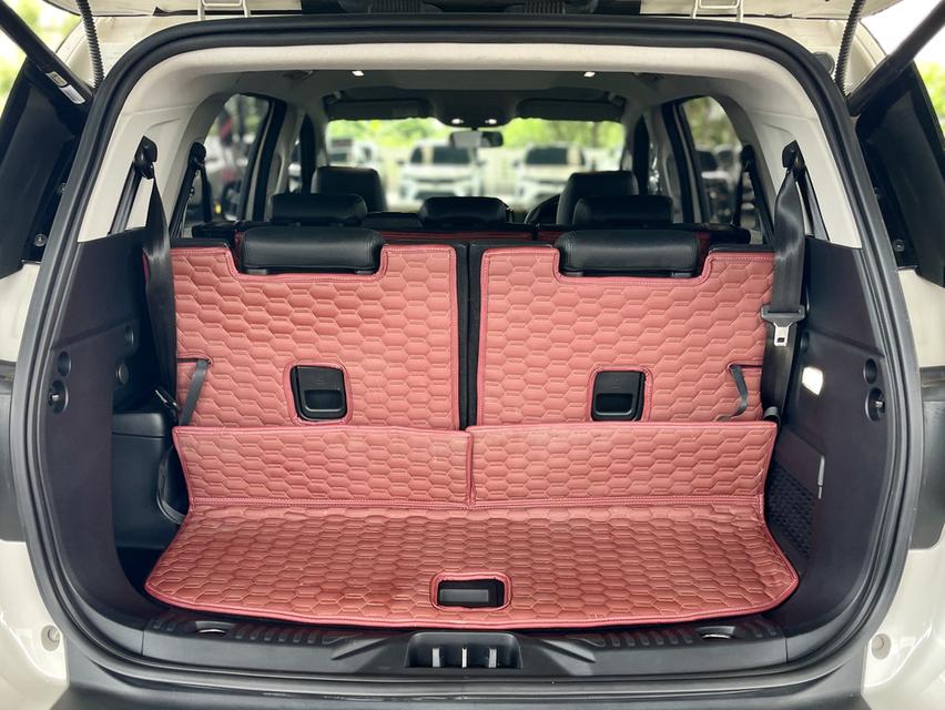 2023 FORD EVEREST 2.0 Bi-Turbo Trend 2WD สีขาว ไมล์ 33089 กม. 7