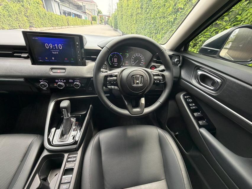 Honda HRV eHEV EL ปี2023 สีขาว Mileage 30,000 Km. รูปที่ 5