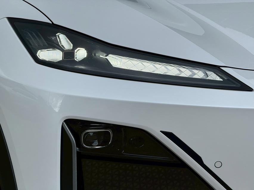 รหัสรถ PBG9999 Deepal S07 สีขาว+เบาะดำ ปี2024 6