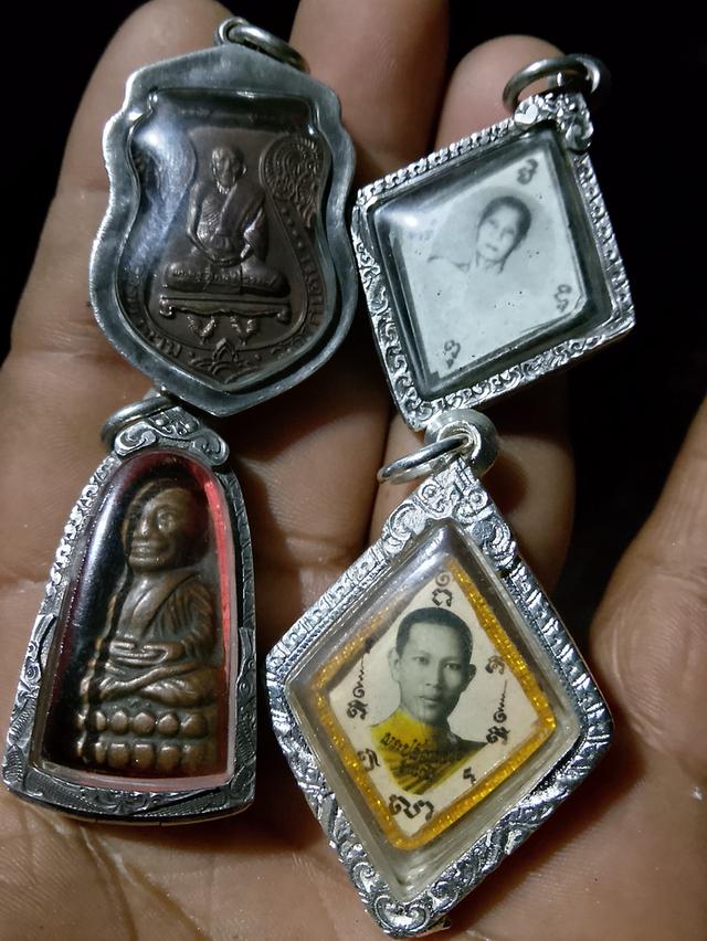 พระบ้านเลี่ยมเงินตลับเงิน