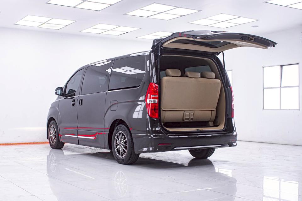 ✨ HYUNDAI H-1 2.5 ELITE AT ปี 2022 ตัวท็อป ELITE รูปที่ 5