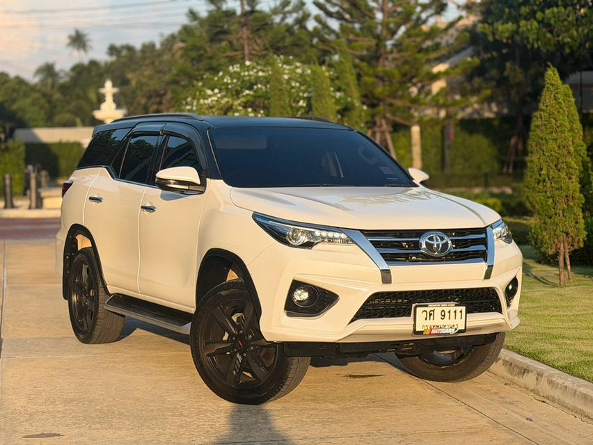 (แจ้งรหัสรถ NC9111)📍📍 TOYOTA ✳️ FORTUNER 2.8 TRD Sportivo (Black Top) (2WD) 2018