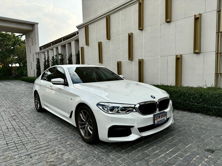 BMW 520 d M-Sport G30  ปี 20 สีขาว ดีเซล
