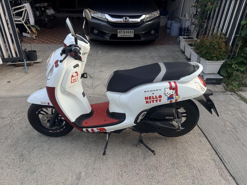 ขายรถบ้าน Scoopy x Hello Kitty Limited Edition