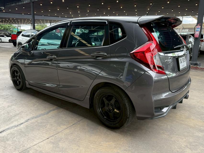 HONDA  JAZZ GK 1.5 RS PLUS (MNC) Y2019 6