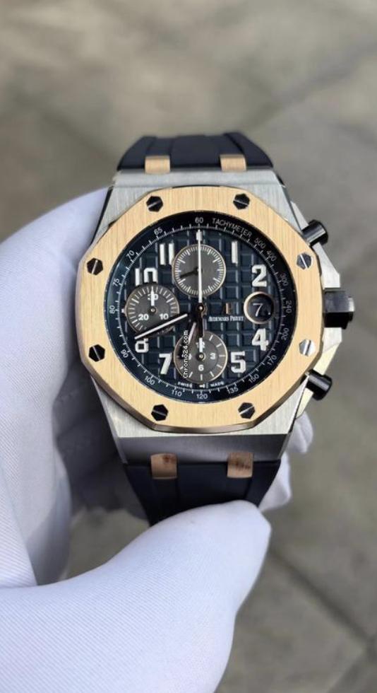 Audemars Piguet Royal Oak นอกชายฝั่ง | ทองคำแท้ 18k สีเหลือง | 42 มม 3