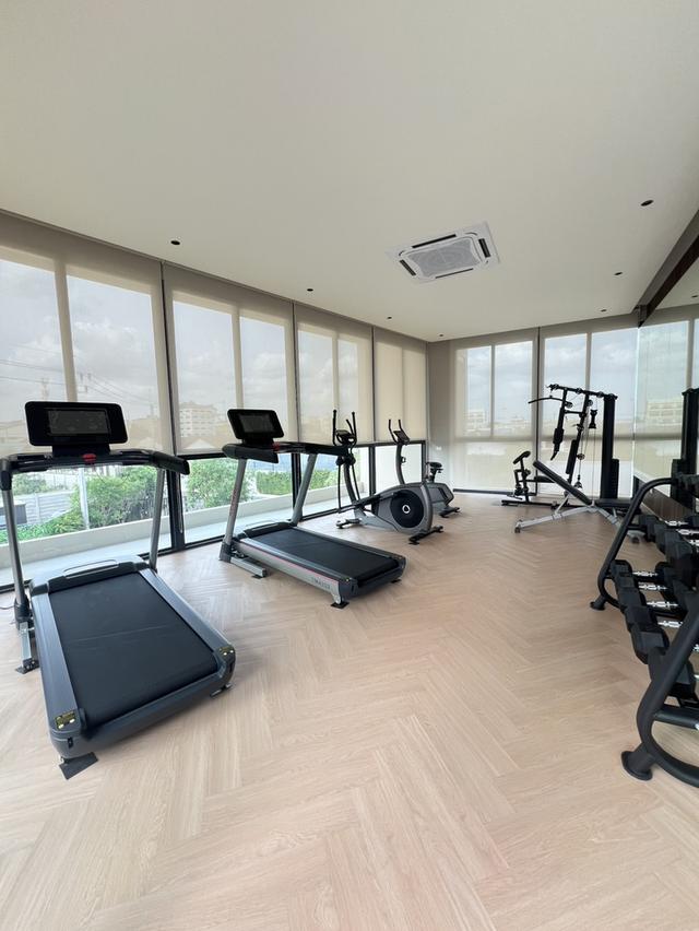 บ้านเดี่ยว ติดถนน ใกล้ทางด่วนเพียง 400 เมตร 4 ห้องนอน 4 ห้องน้ำ 3 ที่จอดรถ ราคราเริ่มต้น 8.99 ล้านบาท 13