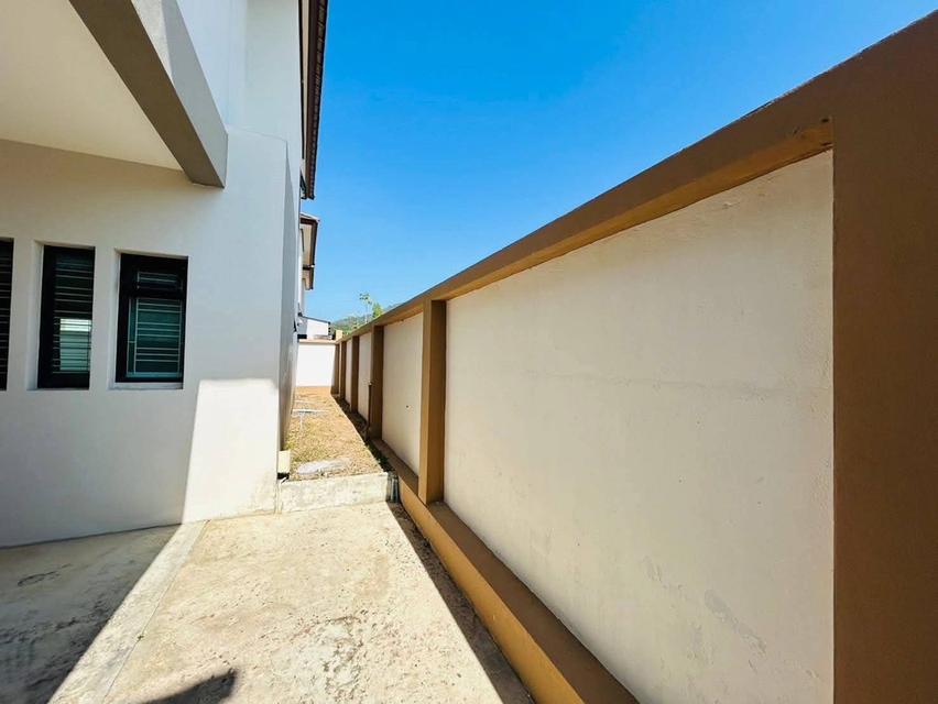 ให้เช่า บ้านเดี่ยว 2 ชั้น 50 ตร.วา รีโนเวทใหม่ ติดถนนสุขุมวิท เพียง 50 ม. ( ให้เลี้ยงสัตว์ได้ ) บ้านฉาง ระยอง 3