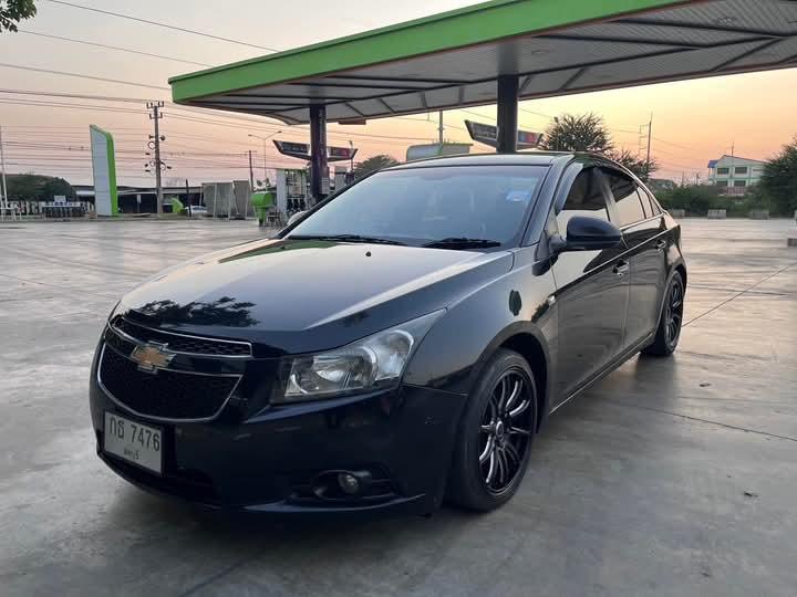 Chevrolet Cruze สีดำ