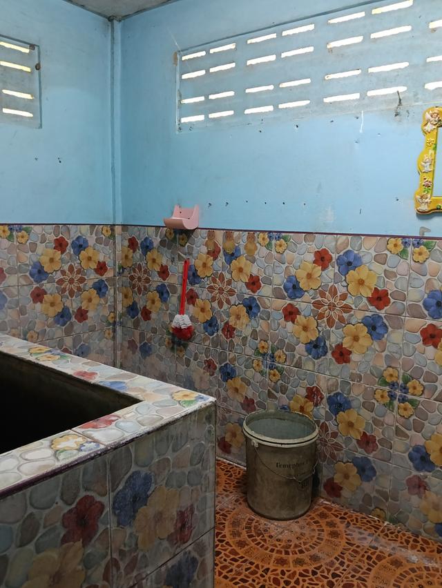 ขายด่วนบ้าน2หลังที่ดิน2ไร่เขตชุมชนติดถนนลาดยางน้ำไม่ท่วมไม่มีประวัติอยู่ไกล้ม. ราชมงคลสุวรรณภูมิสามชุกจ. สุพรรณขาย2. 55ล. สนใจ0894109810เจ้าของโดยตรง 9