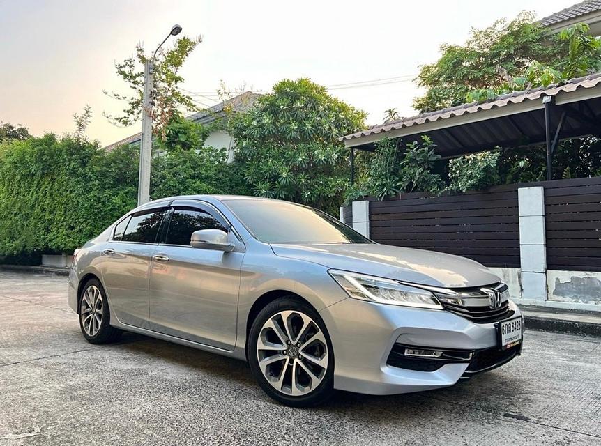 ขาย Honda Accord 2.0El ปี17 1