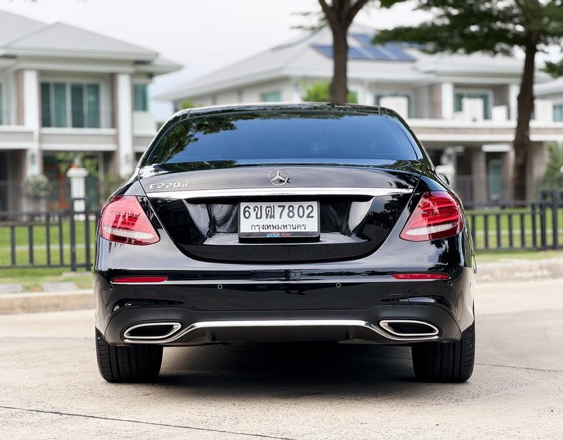 รหัสรถ AVA7802 🌟 Mercedes Benz E220d (ดีเซล) AMG Top 3