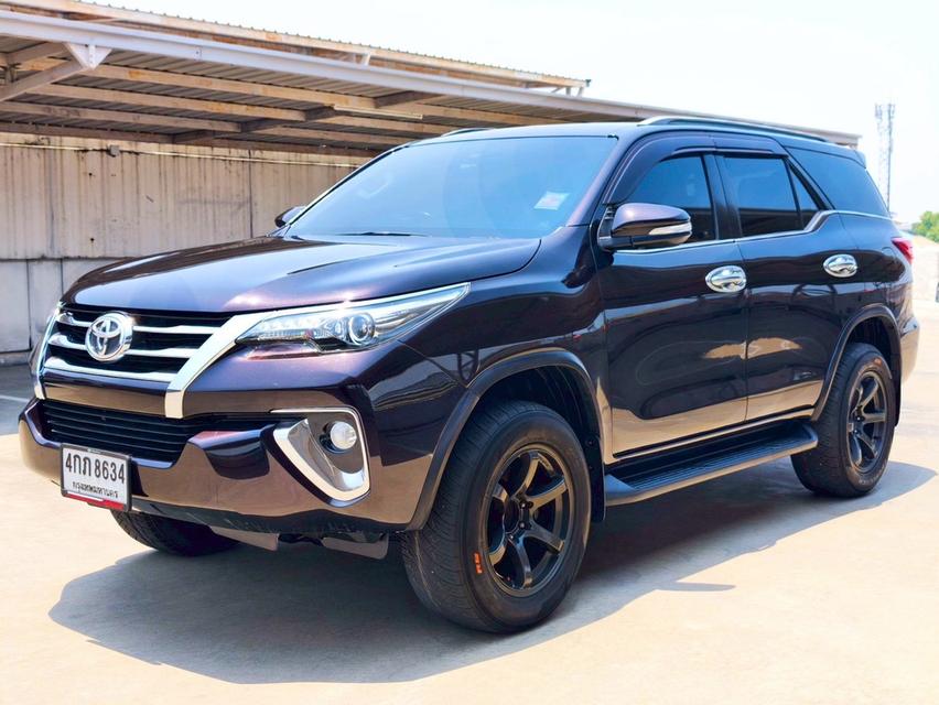 รหัสรถ CAT8634 2016. Toyota Fortuner 2.8V ตัวท็อปขับ2 ดีเซล