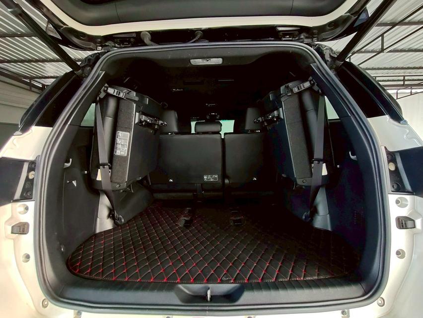 TOYOTA LEGENDER 2.8 V.4WD.ZIGMA4  ปี 2020/22 Mile 51,547 km. (1,250,000)  8