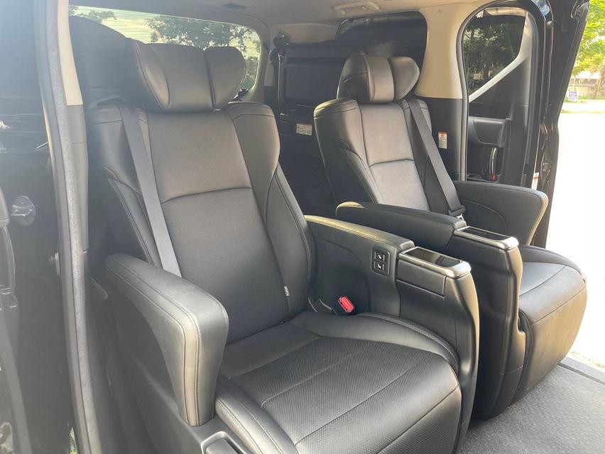 Toyota Vellfire ZG Edition (MNC) 2019 13