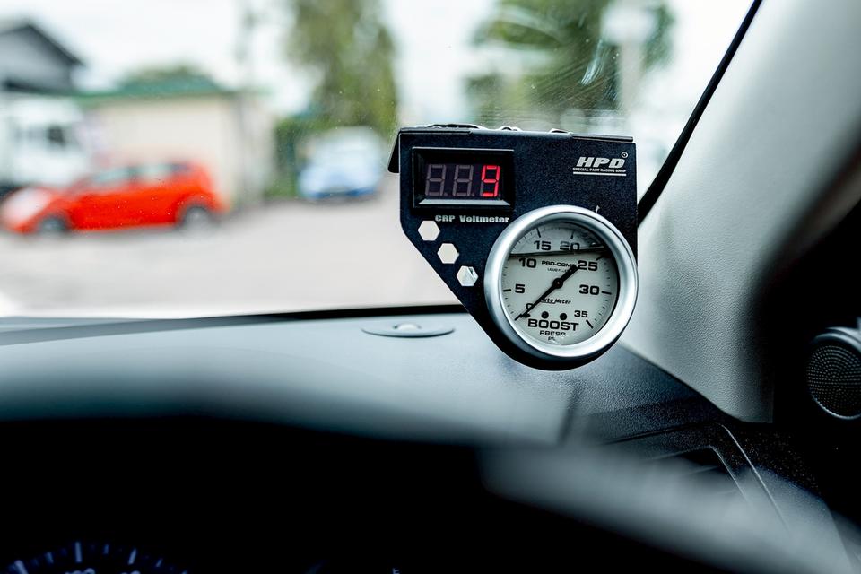 Toyota Fortuner 2.5V ปี15 9