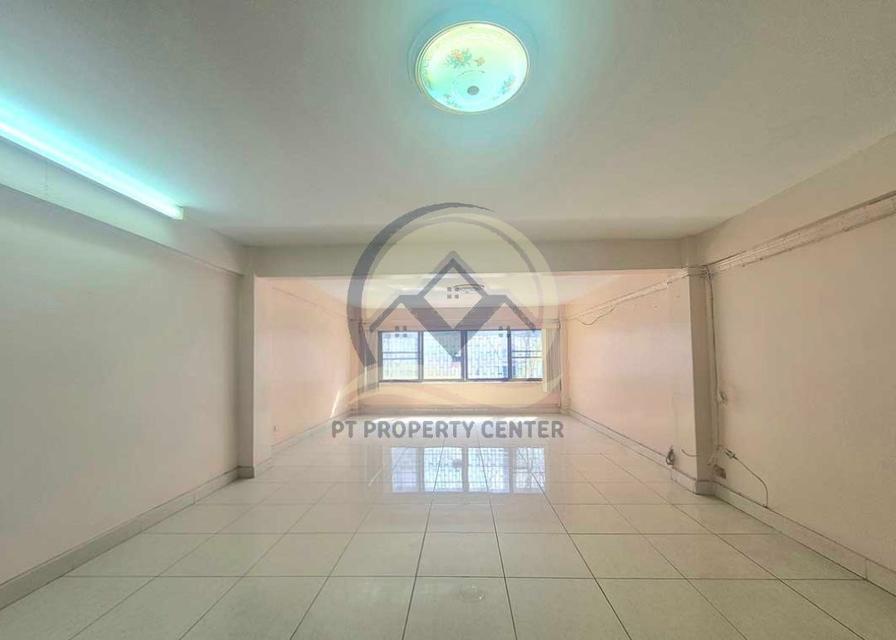 ตึก 5 ชั้น 1 คูหา หมู่บ้านสุขสันต์ 5 ซอยกาญจนาภิเษก 5 ถนนกาญจนาภิเษก ต่อเติมเต็มพื้นที่ ปรับปรุงพร้อมอยู่ ขายตามสภาพราคาพิเศษ ต่อรองได้ 5