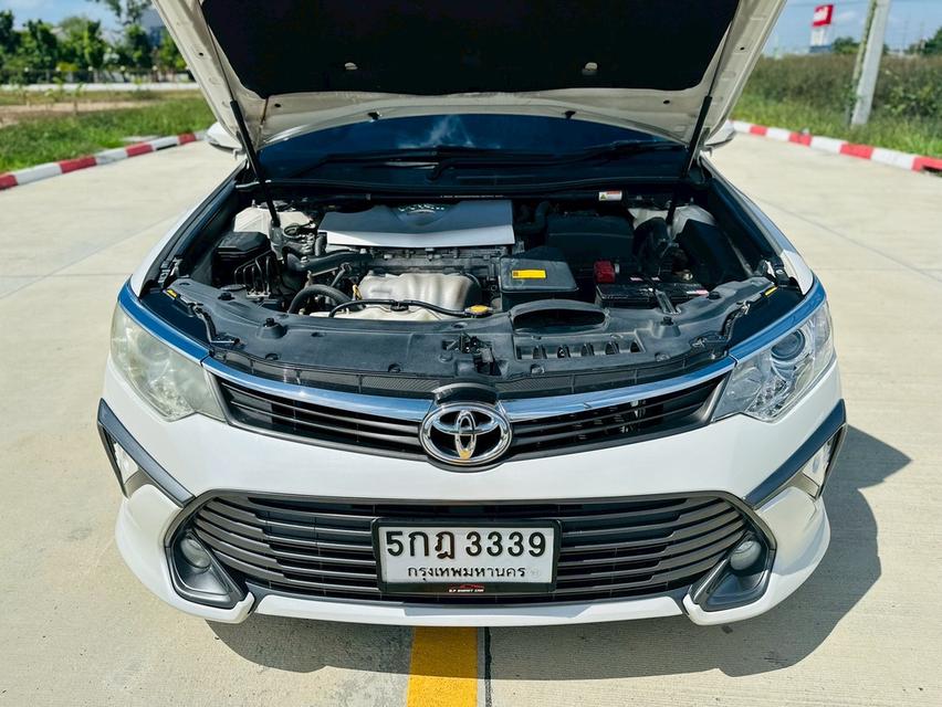 TOYOTA NEW CAMRY 2.0EXTREMO NAVI Minorchange ปี2016 สีขาว เกียร์ออโต้ เครื่องเบนซิน  ราคา 499,000บาท