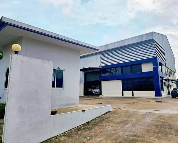 ขายโรงงานผังม่วงชลบุรี บนเนื้อที่ 3ไร่ ศรีราชา ชลบุรี พื้นที่ สีม่วงลาย พื้นที่ใช้สอย 1100 ตรม. 2