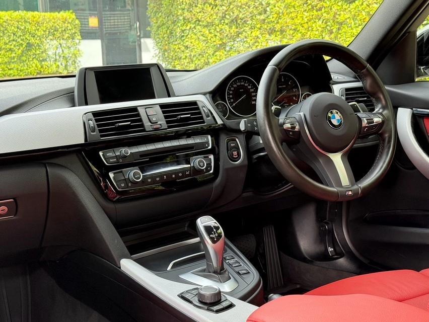 2019 BMW 320D MSPORT ( แท้ ) รถมือเดียวออกป้ายแดง รถวิ่งน้อย เข้าศูนย์ทุกระยะ รถไม่เคยมีอุบัติเหตุครับ 12