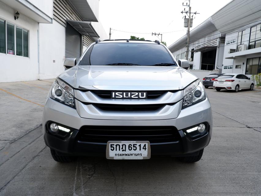 รูป Isuzu MU-X 2.5 ปี 2016 SUV สีบรอนซ์เงิน ดีเซลประหยัดน้ำมัน  3