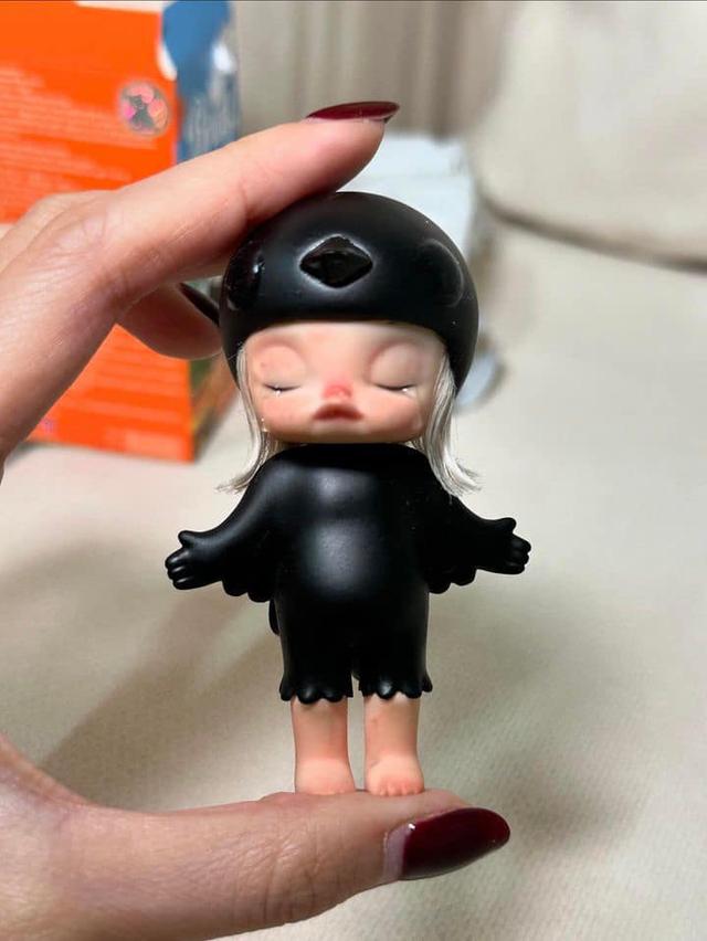 ขาย Molly Custom Black World 2