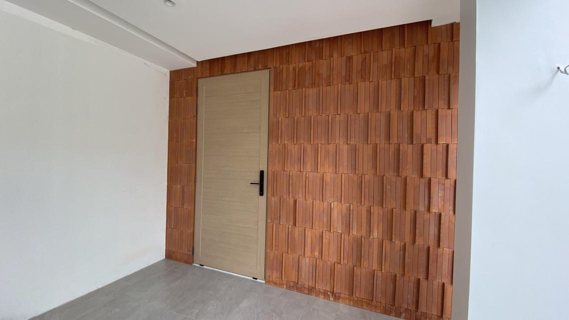 ที่ดินพร้อมสิ่งปลูกสร้าง 11