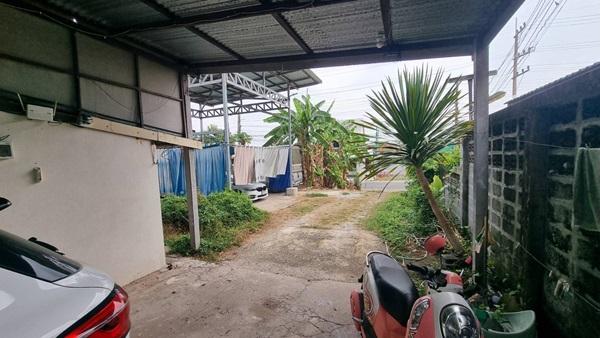 ขายที่ดินราคาถูก พร้อมบ้าน 2 ชั้น 101 ตร.ว. เมืองร้อยเอ็ด ทำเลดีเข้าออกสะดวก ใกล้แหล่งชุมชน และสถานที่สำคัญ โทร 063-2825635 รูปที่ 7