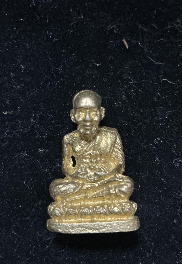 รูปหล่อหลวงปู่ทวด ไม่ทราบปี