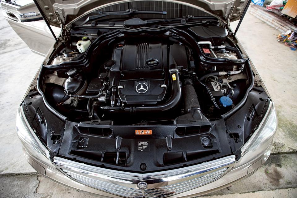 Benz C200 CGI BE สีน้ำตาล ปี 2010  12