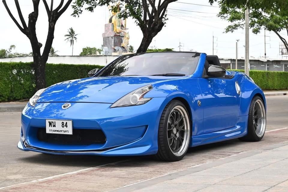 ขายรถ Nissan 370 Z สี Blue ปี 2012