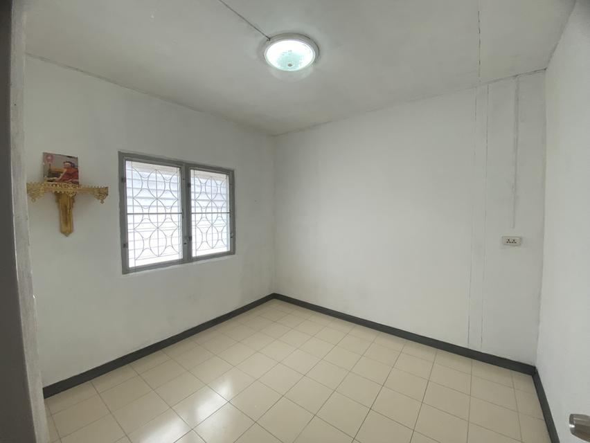 บ้านเอื้ออาทรปัญญารามอินทรา ตึก3 ชั้น4 12