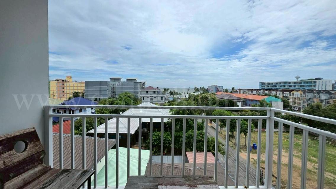 ให้เช่า คอนโด เดอะ ลอฟท์ บีช บางแสน ห้องมุม วิวทะเล พร้อมอยู่ 11