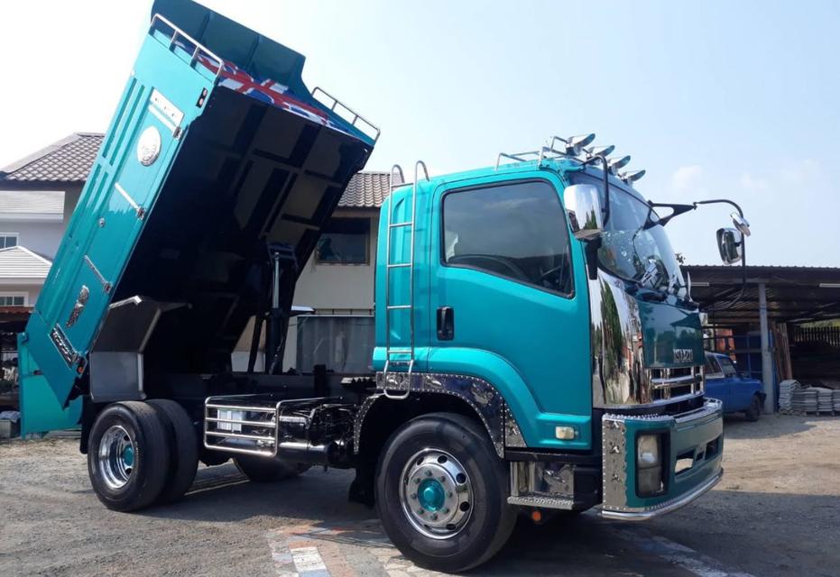 Isuzu FTR 240 Hp ปี 2013 ราคาถูก 1