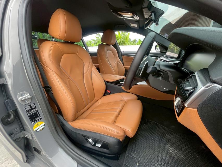 ขาย BMW 520d Msport ปี21 13