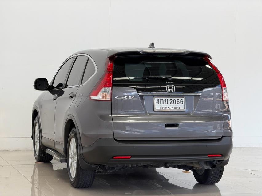 Honda CR-V 2.0 S ปี 2014 จด 2015ขายราคา💵319,000.- บาท พร้อมเล่ม☑️ รถบ้านมือเดียวป้ายแดง☑️ ไมล์เพียง 138,xxx กม.☑️ เครื่องยนต์เบนซิน 2.0 เกียร์ออโต้☑️ รูปที่ 6