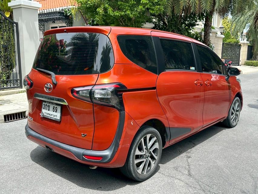 Toyota Sienta Model V 1.5V Dual VVTi / 7AT CVT  7